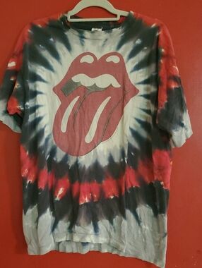 VINTAGE Rolling Stones ConcertTee in Red, Black, White